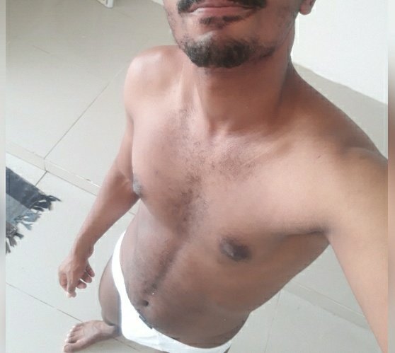 paupra2's tweet photo. Alguém afim de mamar meu peito?
Chama aí https://t.co/FHLDcrRBh2