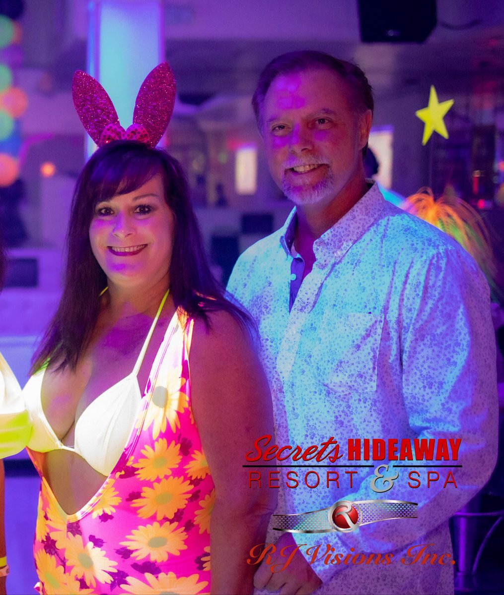 Tomstrips's tweet photo. We want to personally thank @SecretsHideaway , frederick and Barbie and all the amazing staff for the #tomstrips #PartyintheUSA event. It is great when resorts work with us to show our guest a good time! We will be back in 2020
https://t.co/KX084bnrdT
#secretsfl #travel https://t.co/VsO3pt8p22