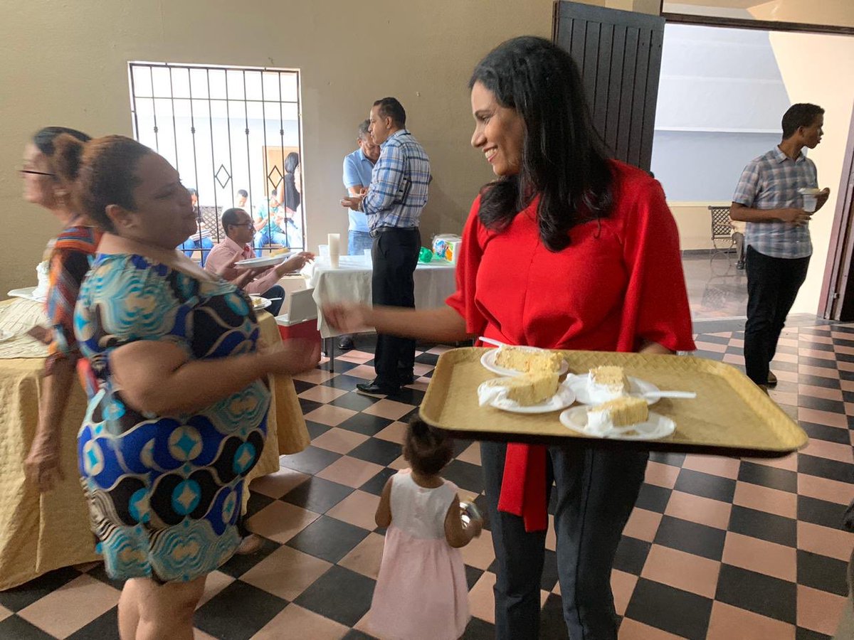 ibcentralrd's tweet photo. Gracias a nuestros Dios por concedernos la bendición de contar con pastores que bajo su guía nos apacientan como dice Jeremías con ciencia y con Inteligencia. Feliz día del pastor 🎉 https://t.co/HnHjgk74X6