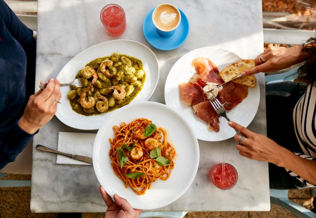 Gnocchi or Pasta? 😋🔥⁠
It's Monday start the week in a good way, with a tasty dish. ⁠📍PARI PASTICCERIA ⁠
#lunch ⁠#seafood⁠#lunchsydney⁠ #breakfastinsydney ⁠#sauce ⁠#innerwestsydney ⁠#sydney ⁠#sydneyeats ⁠
#buongiorno ⁠#italianlifestyle⁠ #italy⁠ #pasta⁠