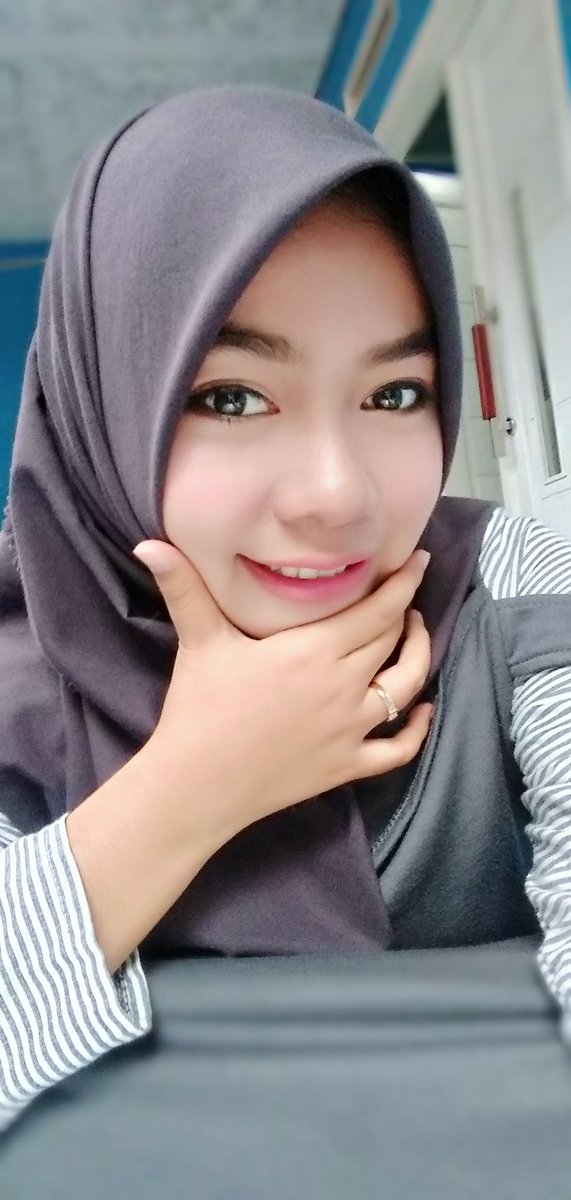 Isma3124's tweet photo. Demo dimana mana 
Aksi di mana mana 
Dan kamu dimana ?? 
Eaaaaa 😂🤣🤭 

#janganlupatersenyumhariini https://t.co/bsydzxKh0F