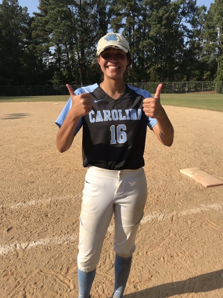 UncClubSoftball's tweet photo. Great first tourney with a great team! Looking forward to the rest of the season. Shout out to Cam for hitting a bomb today💪🏽🥎💙  #GoHeels https://t.co/oGwDGRjcDe