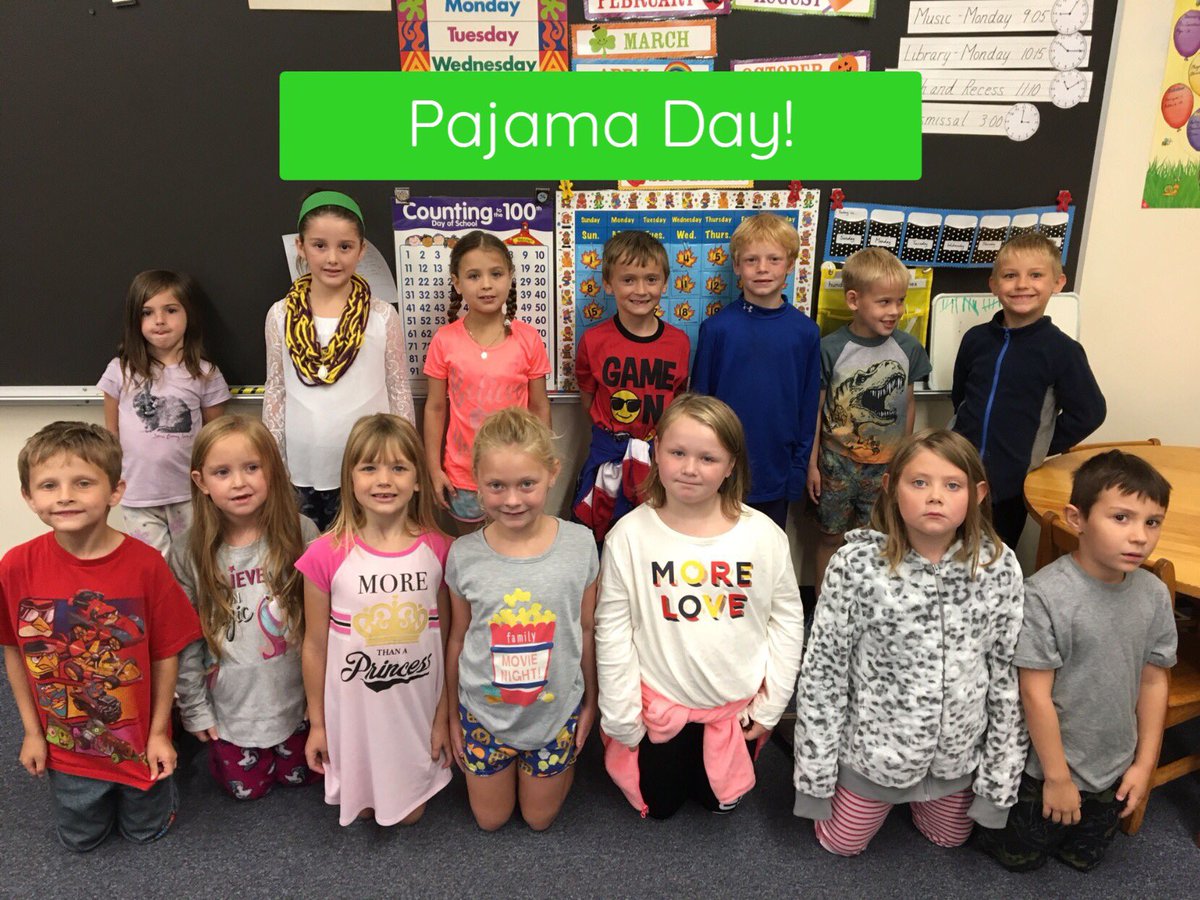 SandmanGrade1's tweet photo. We had a lot of fun dressing up for Spirit Week! @Westview66  #westviewproud https://t.co/4dcDfCK6rY