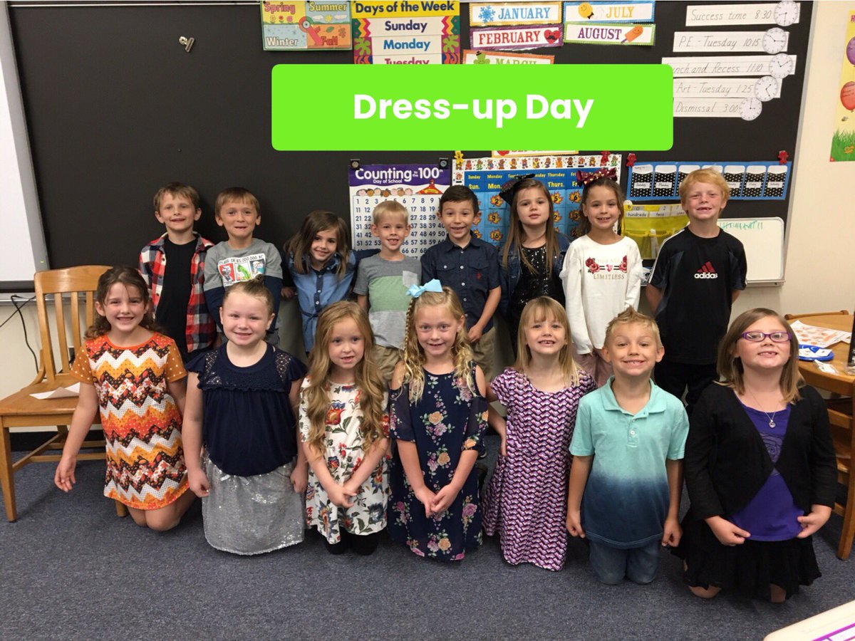 SandmanGrade1's tweet photo. We had a lot of fun dressing up for Spirit Week! @Westview66  #westviewproud https://t.co/4dcDfCK6rY