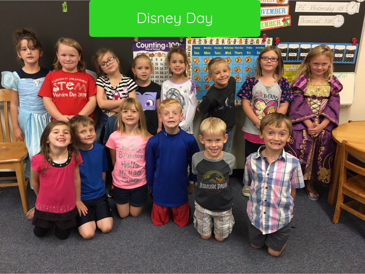 SandmanGrade1's tweet photo. We had a lot of fun dressing up for Spirit Week! @Westview66  #westviewproud https://t.co/4dcDfCK6rY