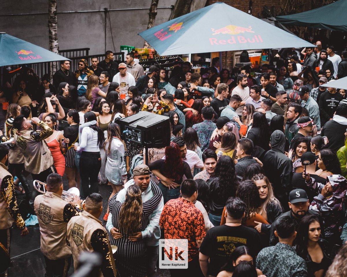 jerrybandito's tweet image. Photos from the final Day Fade of Summer 2019 are now on the Nowhere4Life.com media page ✨

Shoutout to everyone that made this one of the best Day Fades of the year. More cool shit is coming very soon✨

See you on the other side 💙🚪💙

#Nowhere4Life #DayFade