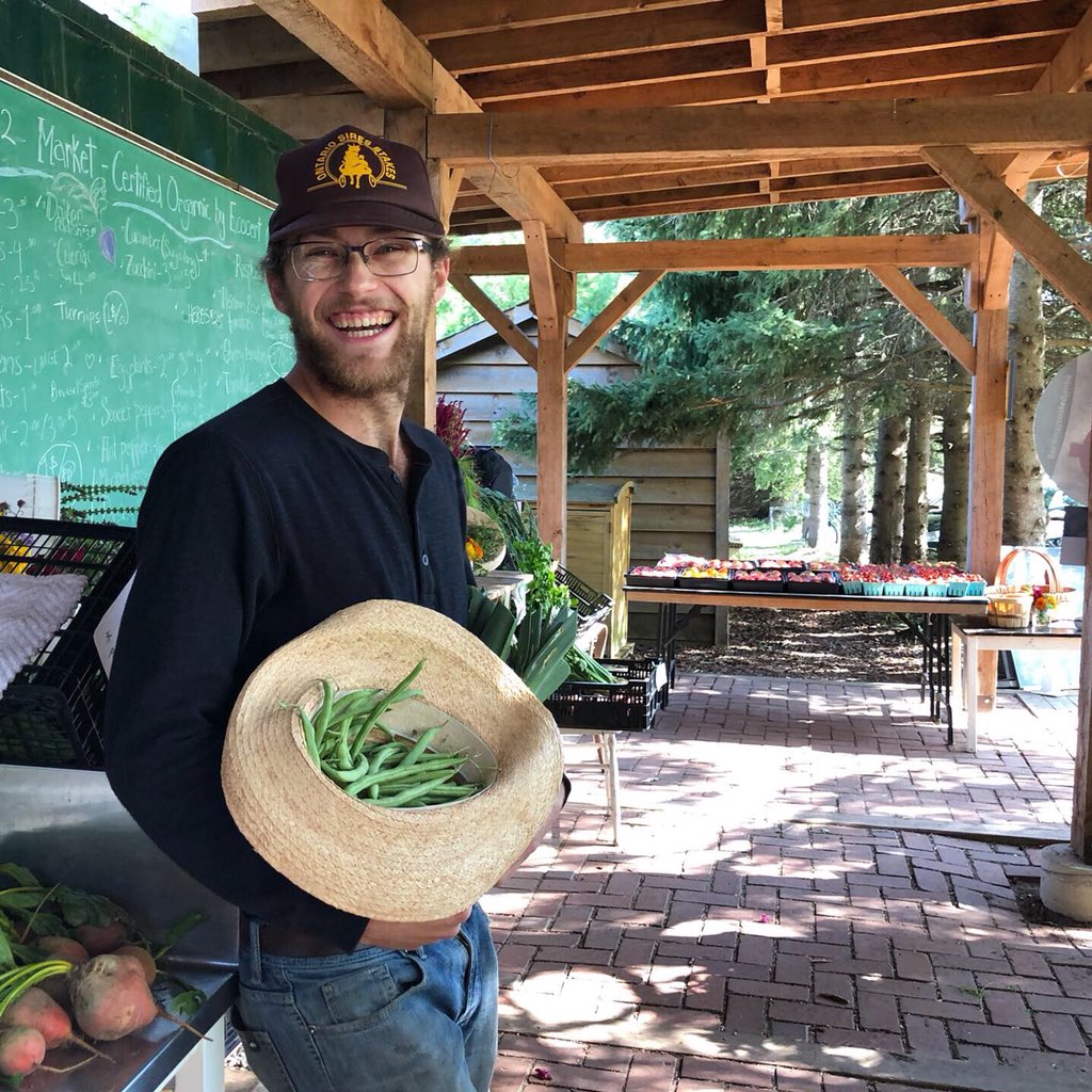 gcuof's tweet photo. We had another successful #market this week! Look, it’s Dave and Francis (and a couple photos of produce)! Did you know, Francis is our floral expert!? Thank you soo much for your commitment to the season Francis and Dave!!! #uofg #learningfarm #studentfarm https://t.co/xjqgU1L2aS