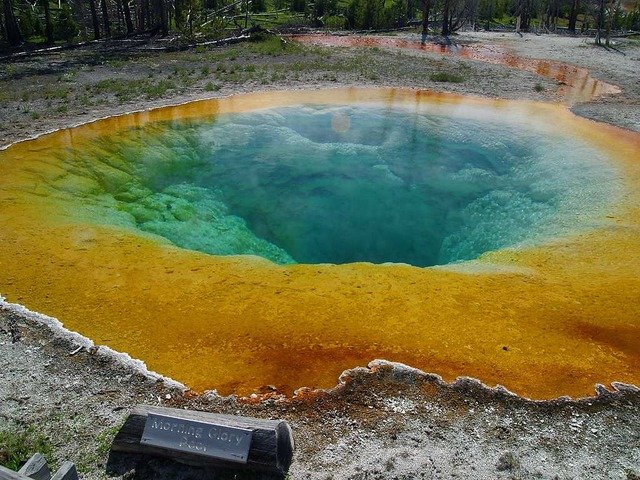 shimonfly's tweet photo. The perfect 2-day itinerary for Yellowstone National Park https://t.co/SqyumYunQJ 🏞️🗺️🍀

#Shimonfly #daytrip #Hike #hiking #NationalPark #Yellowstone #outdoor #outdoorliving #nature #naturelovers #MondayMotivation #MondayMood https://t.co/7LKA3Snvnf