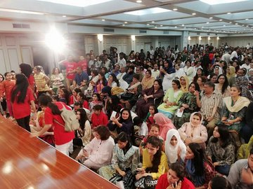 RadioPakistan's tweet photo. #IslamabadLiteratureFestival Discussion on ‘Pakistani Cinema: The Rise, The Fall…and the Rise again?’, a large audience turned up to eagerly hear the participants Humayun Saeed, Usman Mukhtar, Khalid Saeed Butt https://t.co/zGhnQoXZm1
#ILF2019 
@KhiIsbLitFests
 #IsbLF #IsbLF2019 https://t.co/rzOxuw4CSz