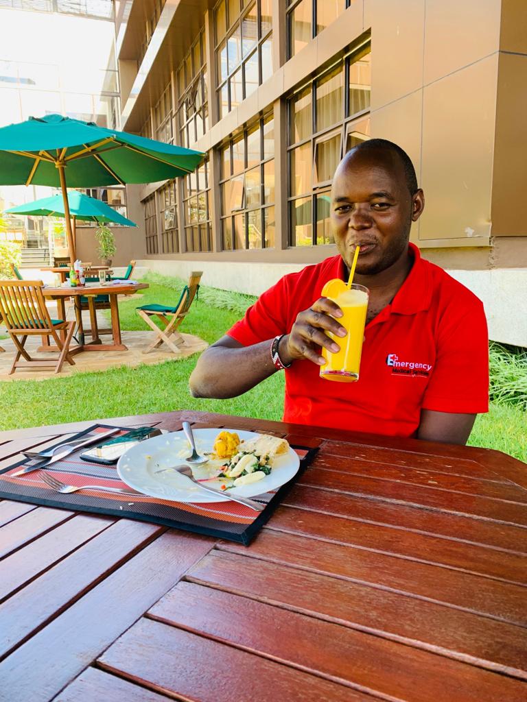 titoskills's tweet photo. Its now time to eat and relax. #BacktoRhythm campaign was such a success! @JessyTheMC @bomainn_eld https://t.co/Ph9DBe6OkF