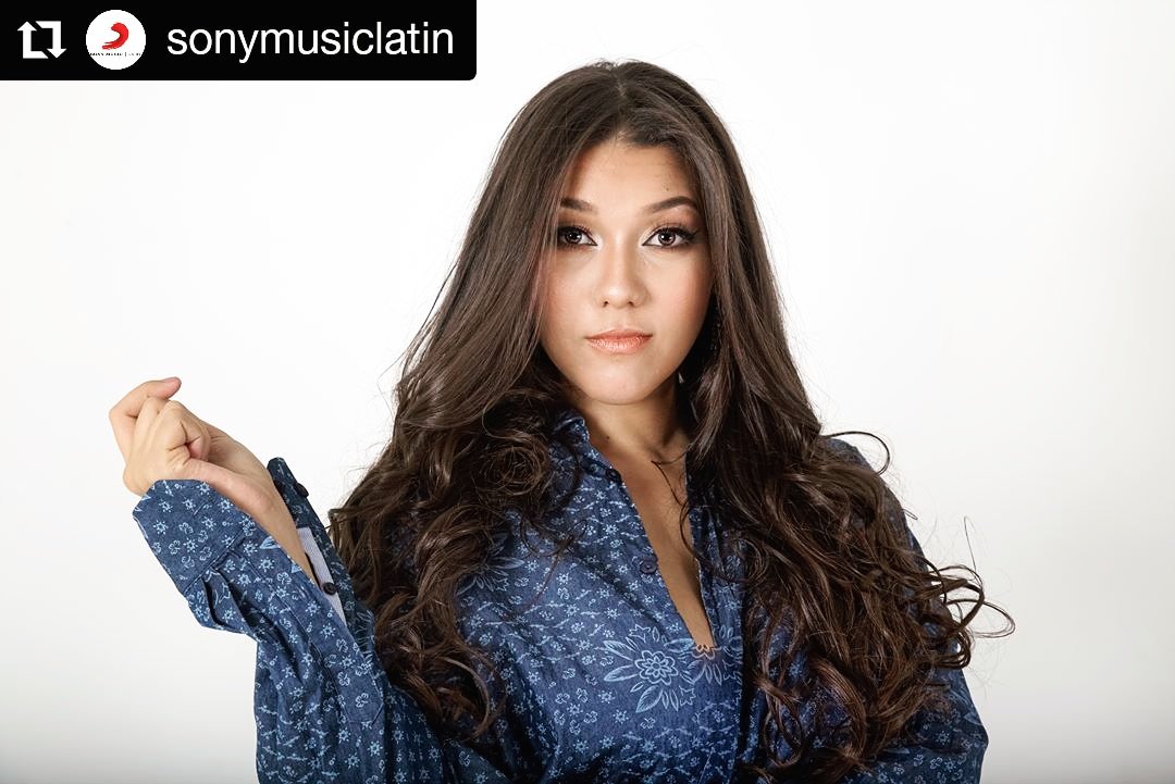 karmenmuradas's tweet photo. Escucha #lamejorversiondemi en Salsa 💣 💥 🎤 @SonyMusicLatin
@oiloproducer @edwinmixcali
#salsa #salsaversion #salsadancing #ilovesalsa 
https://t.co/89nx69YcHn https://t.co/nShKlqtRjP