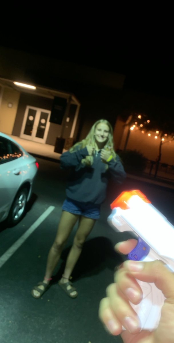drewschmidt86's tweet photo. @lindsey_otero out @BashaAssassin20 @johnswithjesus https://t.co/Lw6REB4Rz7