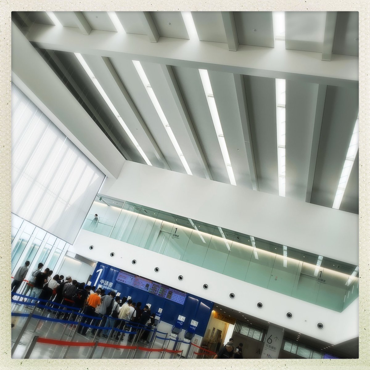 ট ইট র K Ta 病院みたいに綺麗になってた そして素晴らしき手際の良さとプライバシーにも配慮したやり方 とても素晴らしい変化だと思いました 免許更新 うっかり失効 最短時間 二俣川