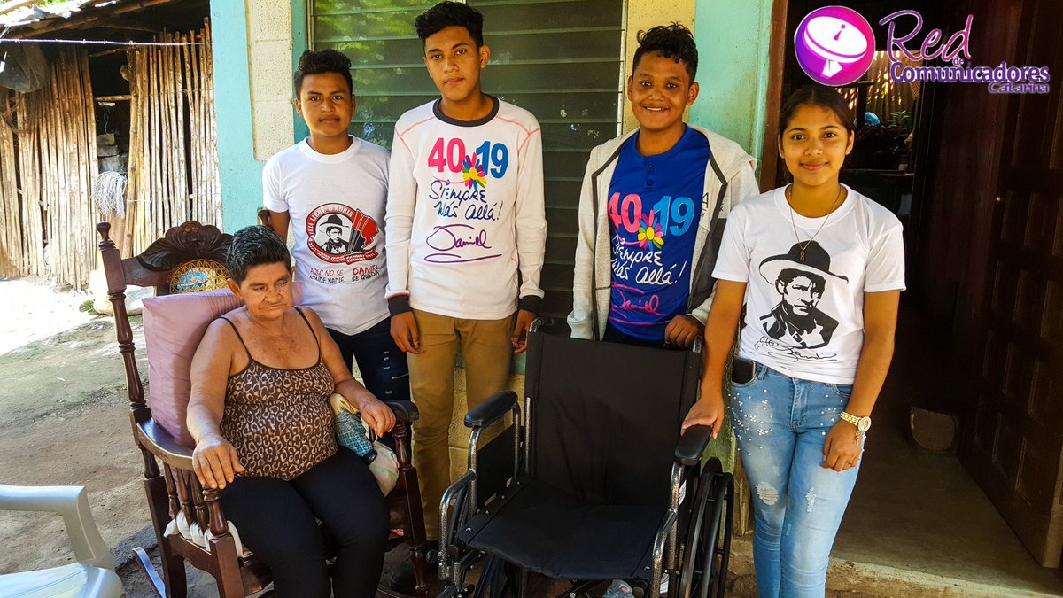 redcatarina's tweet photo. #Catarina | Juventud Sandinista a través de Promotoría Solidaria realizó entrega de sillas de ruedas a personas del municipio, todo esto gracias al Buen Gobierno de Reconciliación y Unidad Nacional.
#SeptiembreVictorioso
#TeAmoNicaragua https://t.co/IqubARL6FN