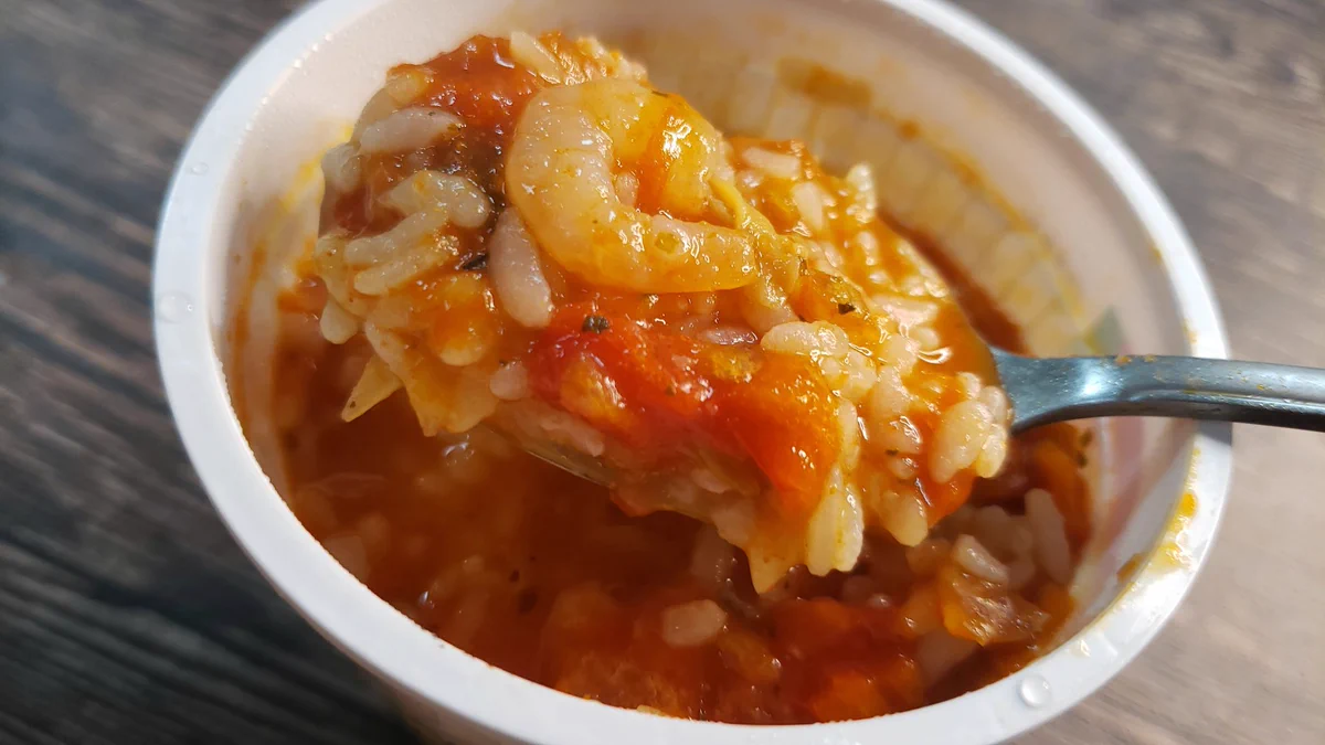 セブンイレブンの食材だけでOK！？「トマトバターリゾット」の作り方！