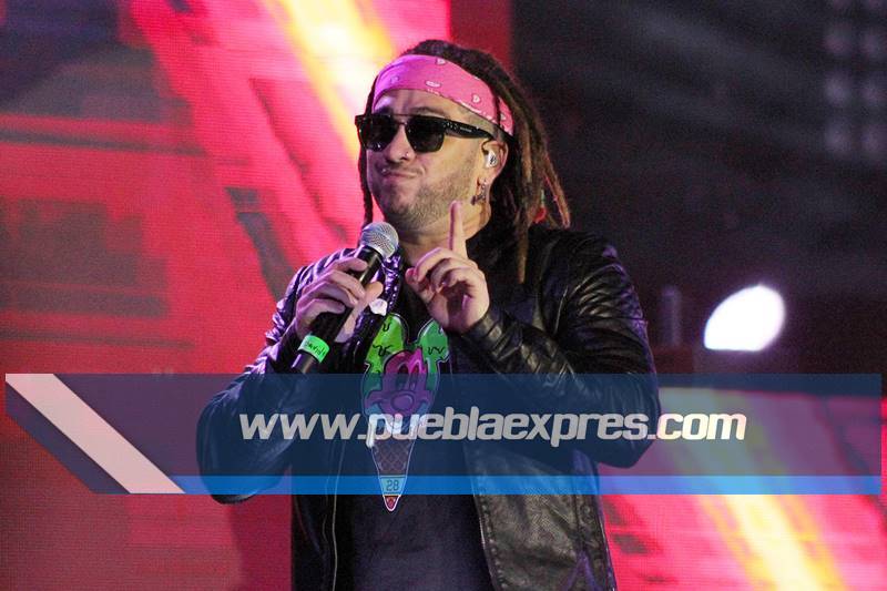 PueblaExpres's tweet photo. Imágenes 📷| #PueblaExpres 💻
Festival de Música @Jalo_Fest 2019🎶😎 | @LosPiwaiti 🎤 | 🏟️ @Estrella_Puebla
#JaloFest2019 #CocoYMiel #LosPiwaiti https://t.co/hc4FFKvFmb