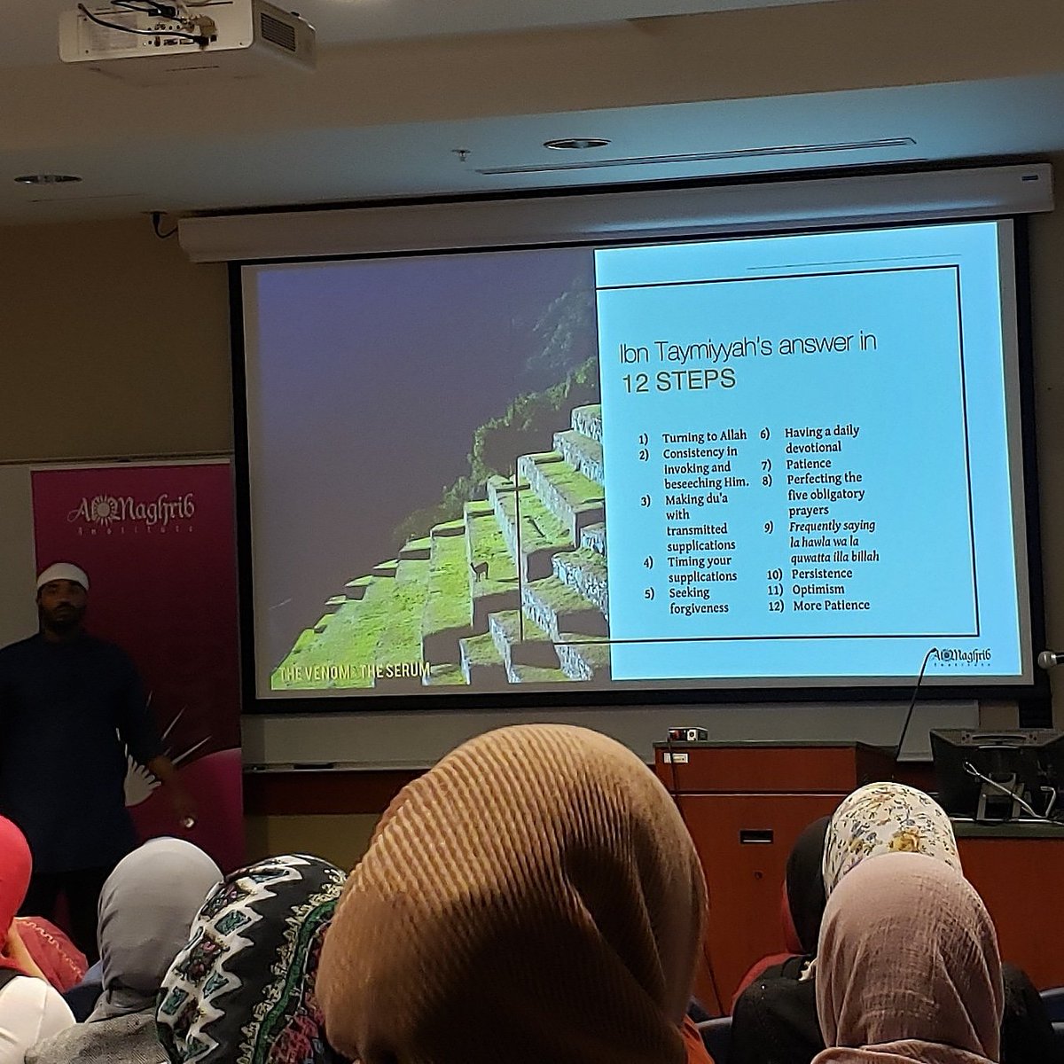 QAlAbrarCLT's tweet photo. You wowed us w/this amazing @almaghrib class &amp; your poetry Sh @AmmarAlShukry.  JAK to you &amp; all who attended.  Hope to see you again soon...Until next time iA.

P.S. Join us for our next class; a one day seminar on Dec 7 iA. Details: https://t.co/qdCYG0G0zS

#venomandtheserum https://t.co/XdqgeWKk0a