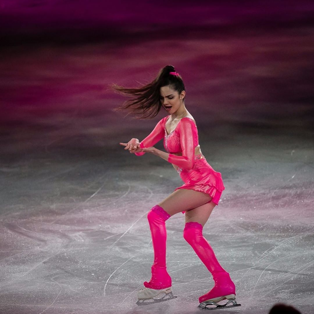 EVGENIA MEDVEDEVA - Página 10 EFrtH1jX0AEvnO5?format=jpg&name=medium