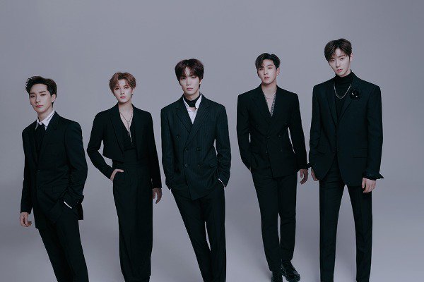hellokpop's tweet photo. NU’EST Implies New Beginnings In First Video Teaser For Comeback - https://t.co/q2EpXbO6wc #NUEST #OctoberComeback https://t.co/biBJhhqd8Z