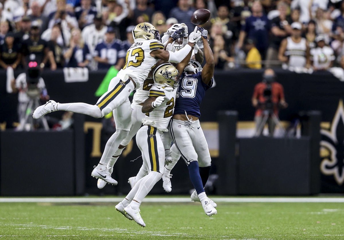 Saints's tweet photo. Shut it down ⚜️ #Saints https://t.co/9XHtzjBOR6