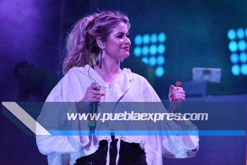 PueblaExpres's tweet photo. Imágenes 📷| #PueblaExpres 💻
Festival de Música @Jalo_Fest 2019🎶😎 | @SoSofiaReyes 🎤 | 🏟️ @Estrella_Puebla
#JaloFest2019 #SofiaReyes https://t.co/LaNb04LpLF