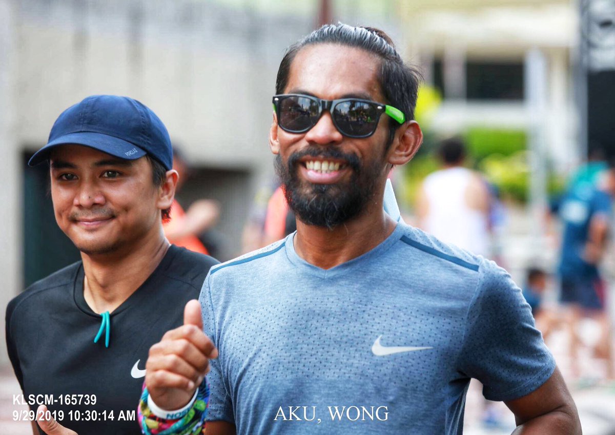 HailManaf's tweet photo. Thank you Mr Photographer ๐
We get our Marathoner title during #SCKLM2016. Since that, he decided not to run again
After 3 years, he came back for FM.. Such a nostalgic moment we started and finished our full marathon together this year.. #KLSCM2019
Thank you Wan! ๐ https://t.co/20lIu79mia