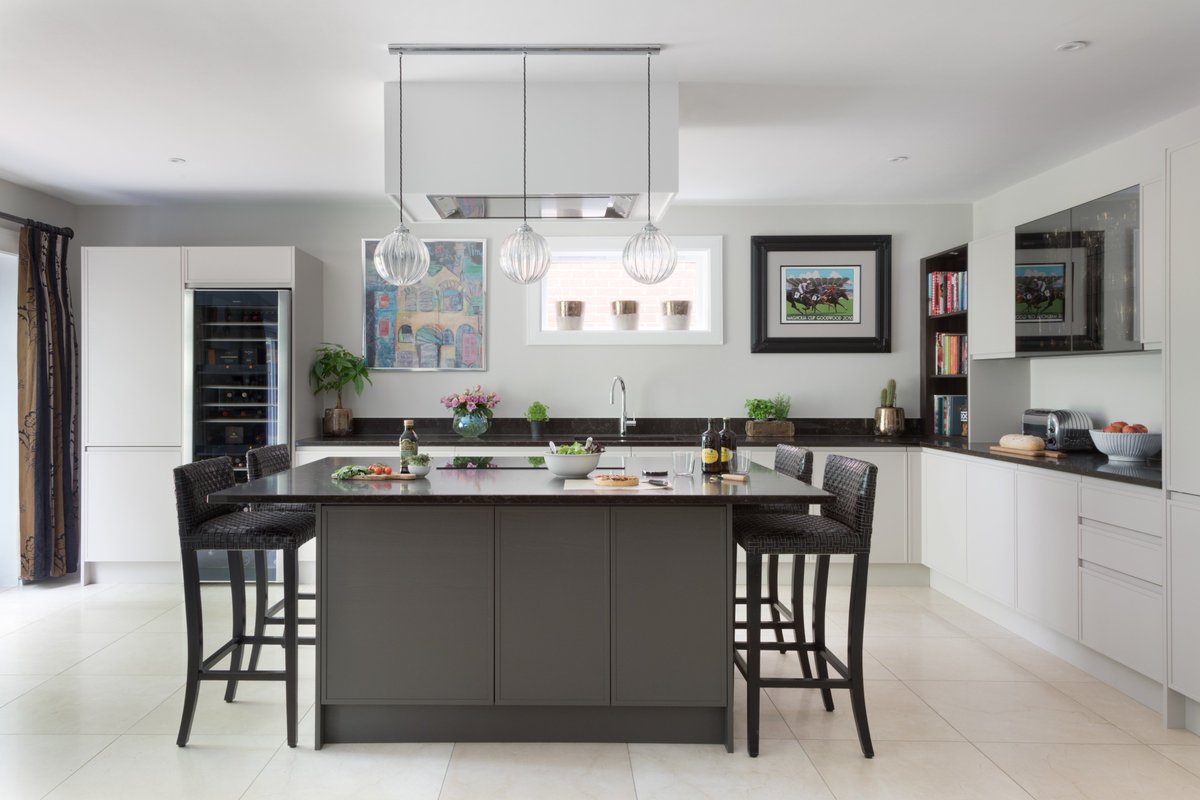 The first of our 'Real Life Kitchens' series takes a look at this beautiful space, designed for the CMO of Three UK, Shadi Halliwell.

We interviewed Life expert designer, Daniela, to find out how the project evolved...
#LifeKitchens
bit.ly/2nTQMeb