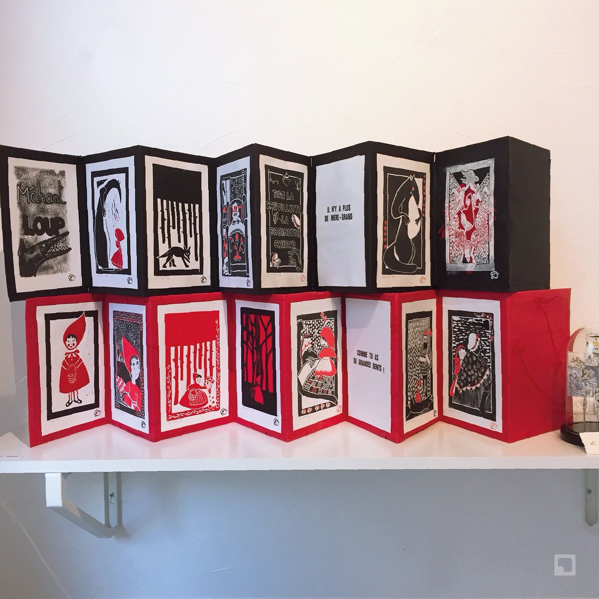 37FR's tweet photo. Photos de l'exposition de ce week-end à la Galerie Lyeuxcommuns de Tours, pour la 4ième édition de la P'tit' Edit'. Avec les créations de C. Bartal, Y. Deloule, M. Denizot, H. Fin, C. Kalfon, R. Matta, S. Malaizé, J. Mansillon, J. Moury, F. Roullier, D. Spiessert, P. Untersteller https://t.co/gnkfwmnDDL
