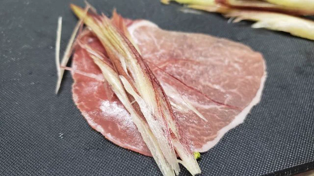 とりあえずワインが飲みたくなる！？「みょうがの生ハム巻きカルパッチョ」の作り方！