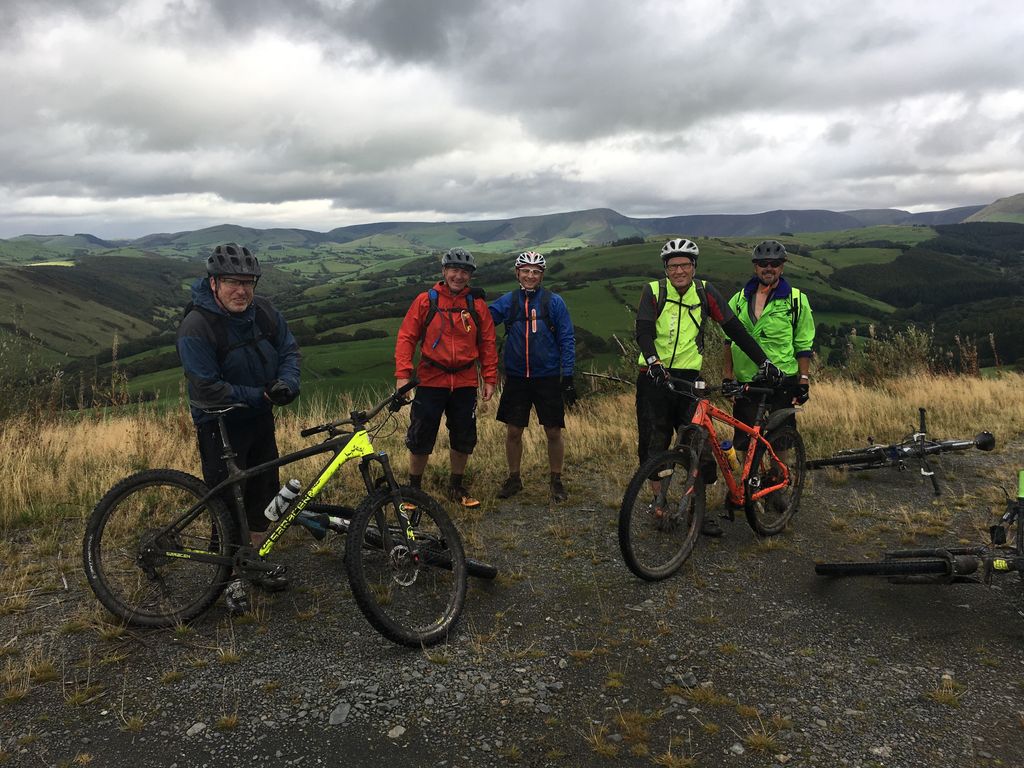 wheelism's tweet photo. We had all the weather on the Trans-Cambrian this weekend! Thanks to @mtbcymru for asking me to guide and to all the riders for maintaining a sense of humour!!
#mtb #mtbguiding
#Wales #transcambria #walesneverfails https://t.co/IiEjXZ3Ko6