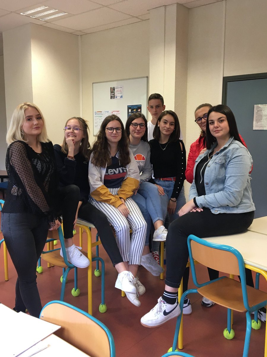 louannstss's tweet photo. que des bgs https://t.co/u5qLzBolwD