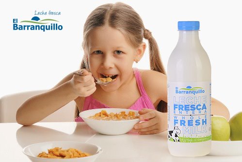 Elbarranquillo's tweet photo. Sola, con cereales, con fruta, con cacao,...¡ La combinación perfecta para tus peques! #lechefrescaelbarranquillo https://t.co/WkEGEnSlUz