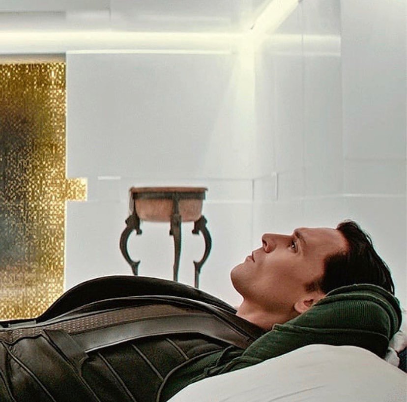 Wickedly_Loki_'s tweet photo. #Repost @loki.onegreasyboi with @regram.app [IG]

Loki in Thor The Dark World, when he was in jail, was the most peaceful I’ve ever seen him 🖤

( Credit to: @loki_is_pansexual ) •

#loki #thor #tomhiddleston #marvel #avengers #bringlokiback #ily3000 #godofmischeif #lokiisalive https://t.co/hhbNFnYcGK