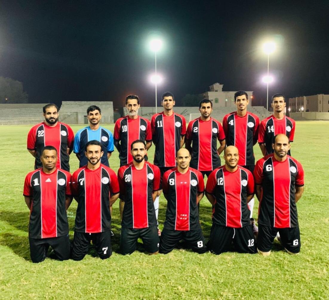 تبدأ مساء اليوم الاثنين بطولة ( ملتقى الصلت الثاني لكرة القدم للمعلمين) والتي تحتضنها مدرسة الإمام الصلت بن مالك للتعليم الأساسي بمشاركة العديد من المدارس والمديريات من مختلف محافظات السلطنة وتقام البطولة على ملعب فريق القرط الرياضي التابع لنادي المصنعة.
يتبع،،،