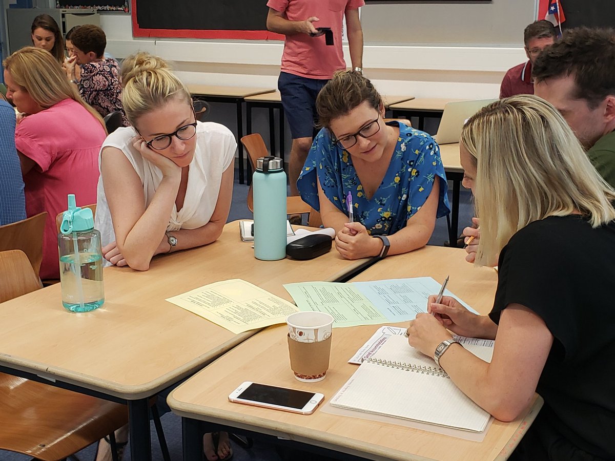 stearskatie's tweet photo. Ts thinking about thinking in my presentation on the #enhancedPYP #pypchat @ESF_comm #esfice https://t.co/igvTonFqBr