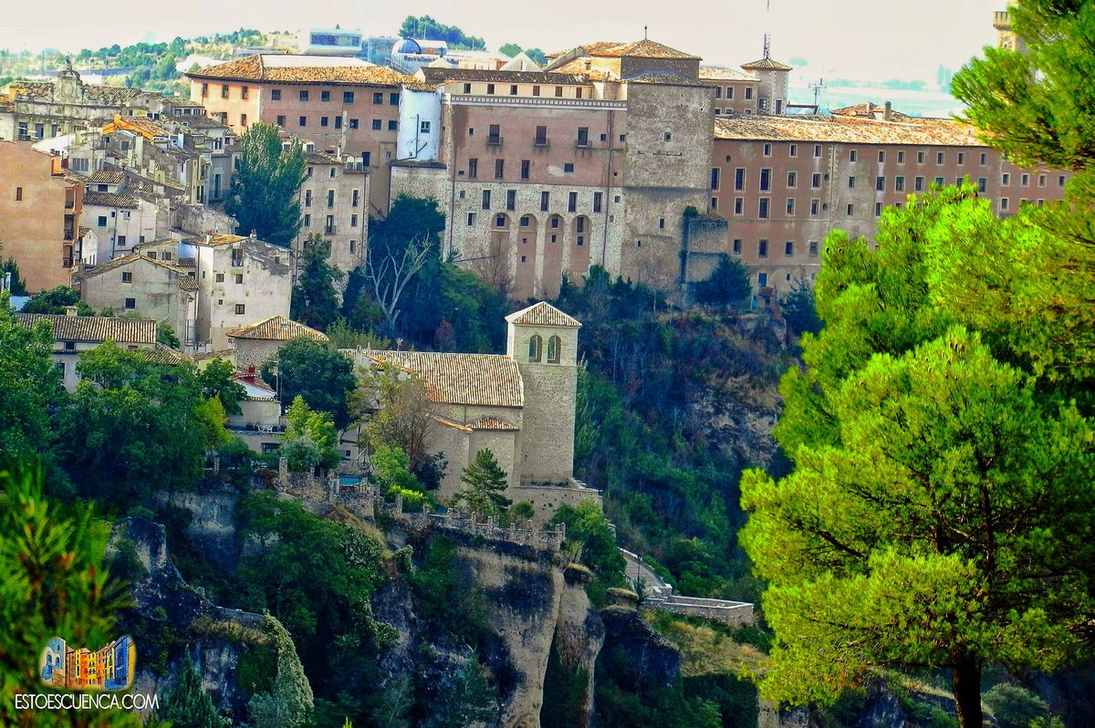 estoescuenca's tweet photo. Con este precioso #paisaje de #Cuenca ¿Como no se va a empezar bien el #lunes y la semana! 😉😉             #FelizLunes #Espana #CastillaLaMancha https://t.co/JlgcFgbH84