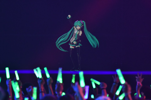 vtuber0's tweet photo. 2日間で14,000人が熱狂　初音ミクやKizuna AIら豪華出演者によるバーチャル音楽フェス『DIVE XR FESTIVAL』オフィシャルレポートが公開　https://t.co/W0b2mDDXaI
#divexrfes #KizunaAI https://t.co/RwSIFYAa3f