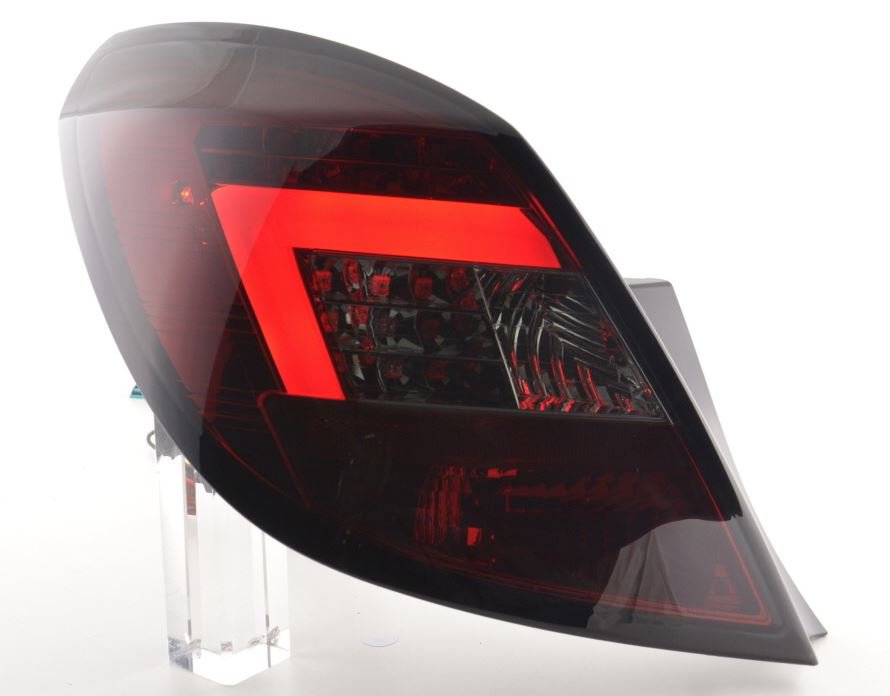 Задние фары опель корса д. Opel antara светодиодный задний фонарь. Опель корса а фонарь. Opel corsa фонари задний прозрачный. Задний фонарь opel corsa d.