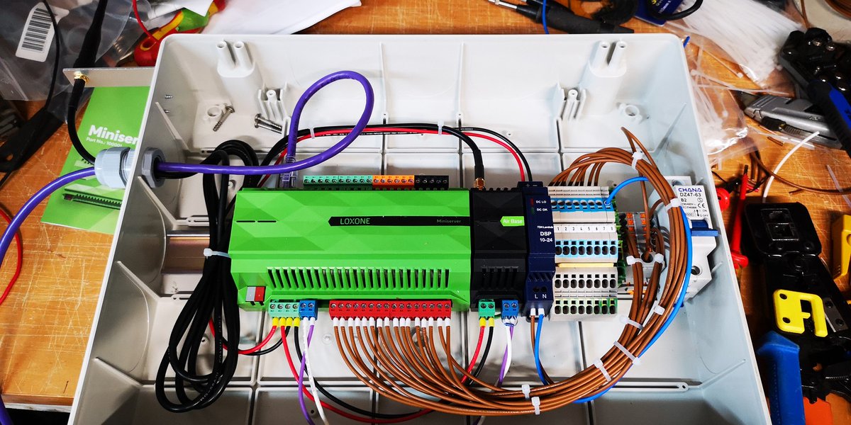 3eelec's tweet image. Another @LoxoneUK #MiniServer boxed &amp;amp; wired ready for install. Coupled with 6  sensors it will run the 6 zone underfloor heating system.
#3eSmartHomes #3eSmartControl #northwalestweets