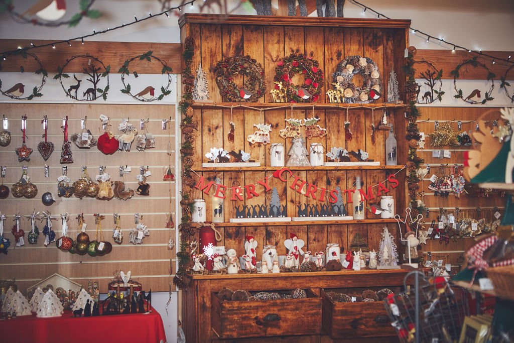 Today is the last day to grab your £5 voucher by answering our 5 - 10 minute questionnaire on your experience at Cotley Farm #Christmas. bit.ly/2mrOtys