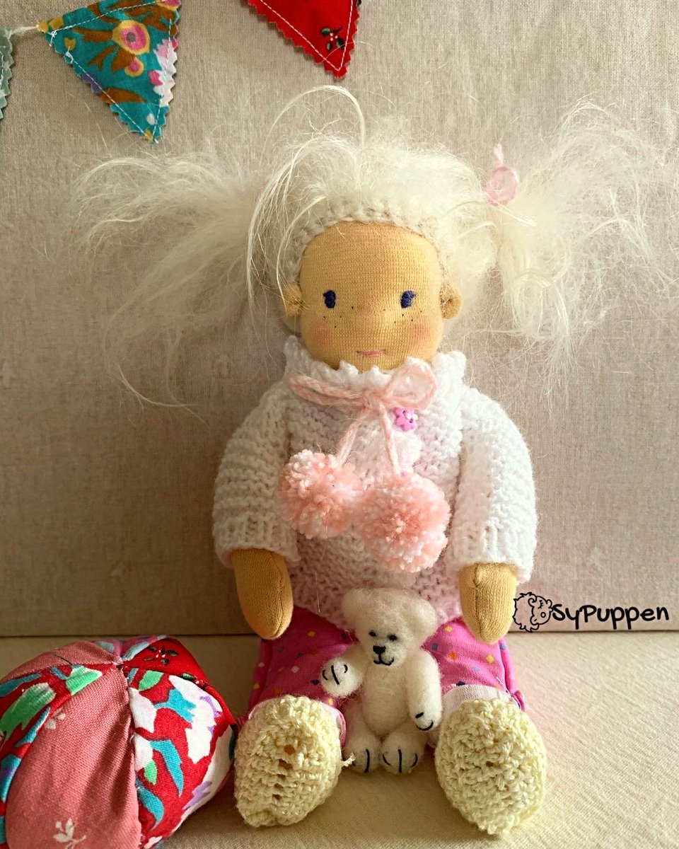 SybilleUS's tweet photo. SyPuppen "Klein Emma" is looking for a new home.

#sypuppen #adoption #newhome #handmade #waldorfdoll

https://t.co/6tZ5NtA8ph https://t.co/dopia7GDbS