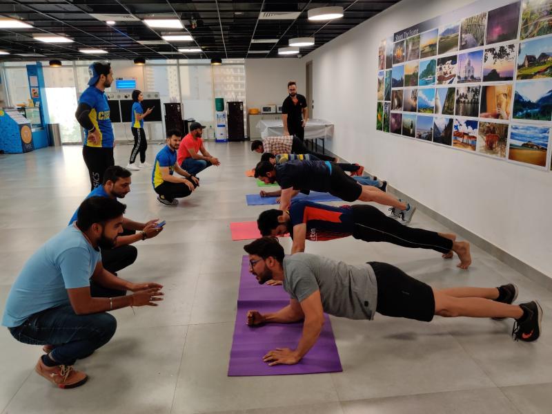 snapdealdiaries's tweet image. 💪 Strength training at work @snapdeal  
#devilcircuit #HouseOfAwesome