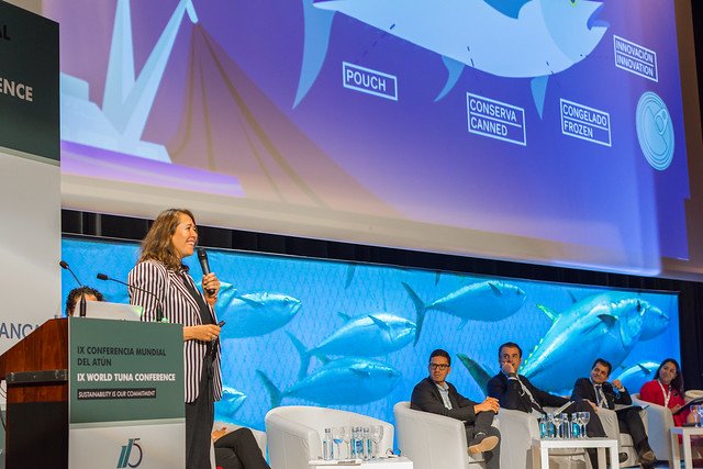 NielsenIQSpain's tweet photo. .@lavozdegalicia resume en este artículo las claves de la Conferencia Mundial del #Atún en la que participamos. Queda claro que la batalla de la #salud el atún ya la tiene ganada. @Alopezanton https://t.co/nXOksZ0Dcj https://t.co/KLNIattDAj