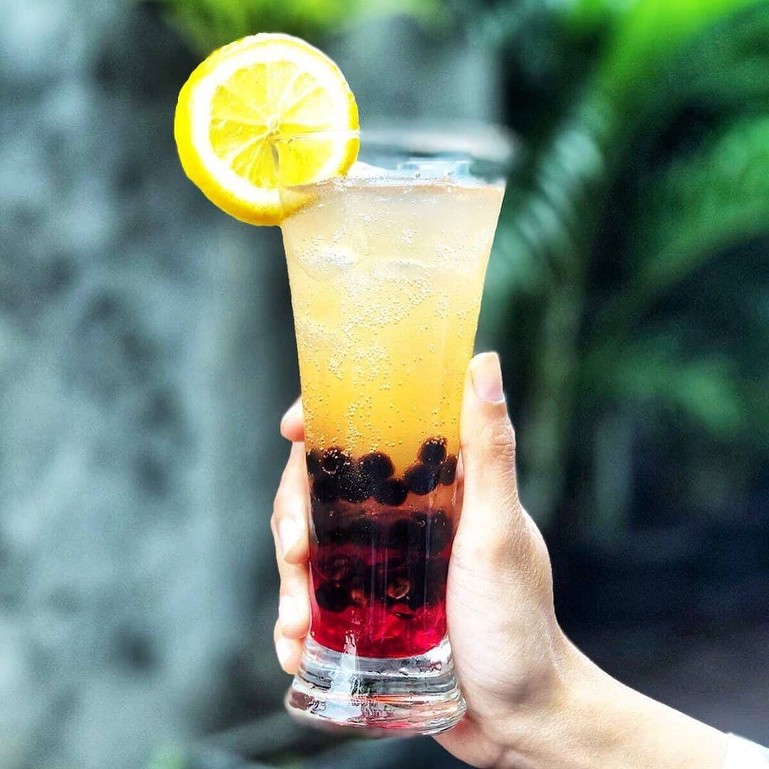 What's your favourite #boba drink? 
Photo: @jktfoodbang. 

#TrySomethingNEO #hotelneo #neo #hotels #neohotels #archipelagointernational