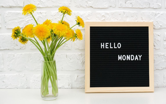 Top #MondayMotivation Tip: Start Monday with a clean slate!

Monday mornings can be stressful enough when you think about what you must get done that week. 

You shouldn't add to your #stress by carrying last weeks' work over to the new week. 

englishworrybeads.uk #WorryBeads