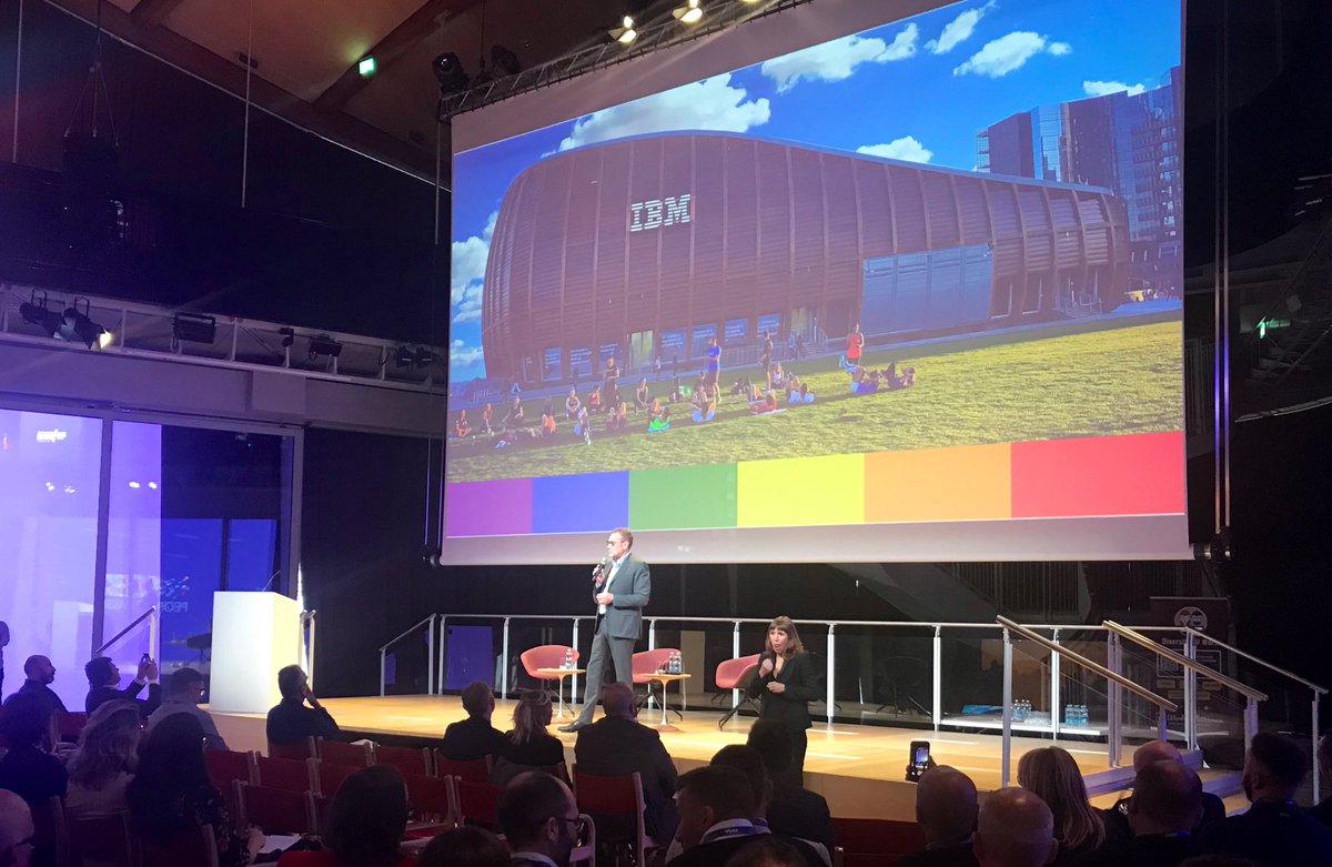 simona_magni's tweet photo. .@ecereda, AD #IBM: #diversità e #inclusione sono valori fondamentali che arricchiscono ogni giorno la nostra vita e le nostre aziende. #IBMstudiosMilano è e resterà sempre aperto ad ogni diversità #lgbtpeopleatwork https://t.co/KT4cVFVnwF https://t.co/V9YgvAcGRj https://t.co/HjywgBJRqN