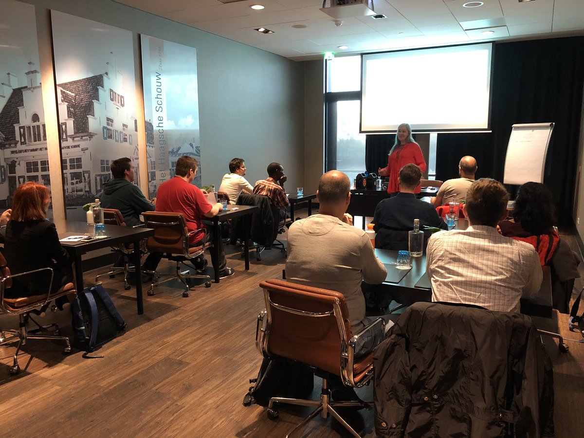 TechoramaNL's tweet image. Techorama workshops (1) started with @pinaldave @leastprivilege @OdeToCode @KathleenDollard 🚀