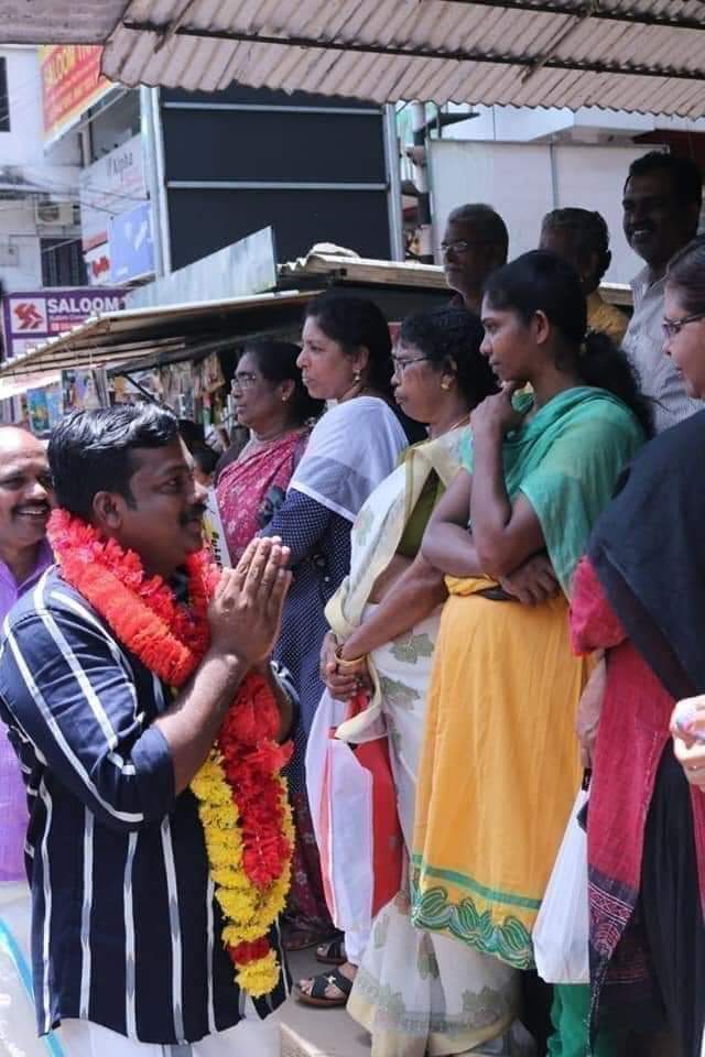 EFsmmYZU8AASBzQ?format=jpg&name=medium