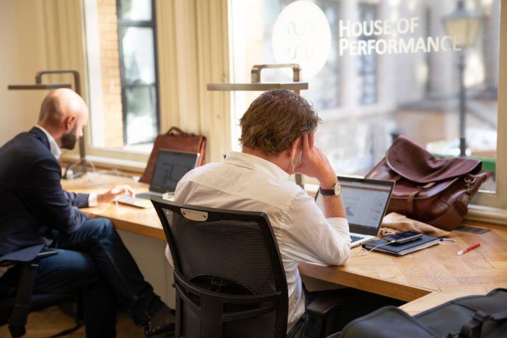 Kijk jij met een frisse blik naar en heb je verrassende ideeën over complexe en data-intensieve vraagstukken? Ben jij de perfecte schakel tussen mensen, business, data en technologie? En heb je 5+ jaar werkervaring? Bekijk dan nu onze vacature! buff.ly/2n3GfNp