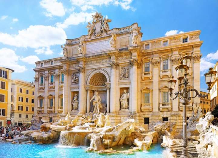 Apollo_Holidays's tweet photo. Rome is the city of echoes, the city of yearning. Italy has change .but Rome is Rome. You found #Rome a city of bricks, and left it a city. Travel with #Apollo_holidays https://t.co/7021GPUp8A